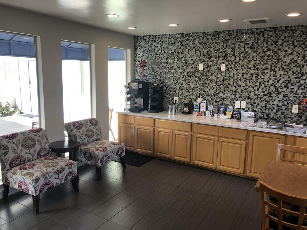 Pacific Inn Монтерей Екстериор снимка